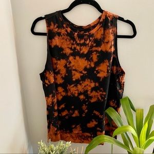bleached muscle tank!
